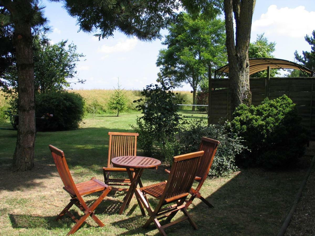 Bed and Breakfast La Bihourderie Azay-sur-Indre Exterior foto